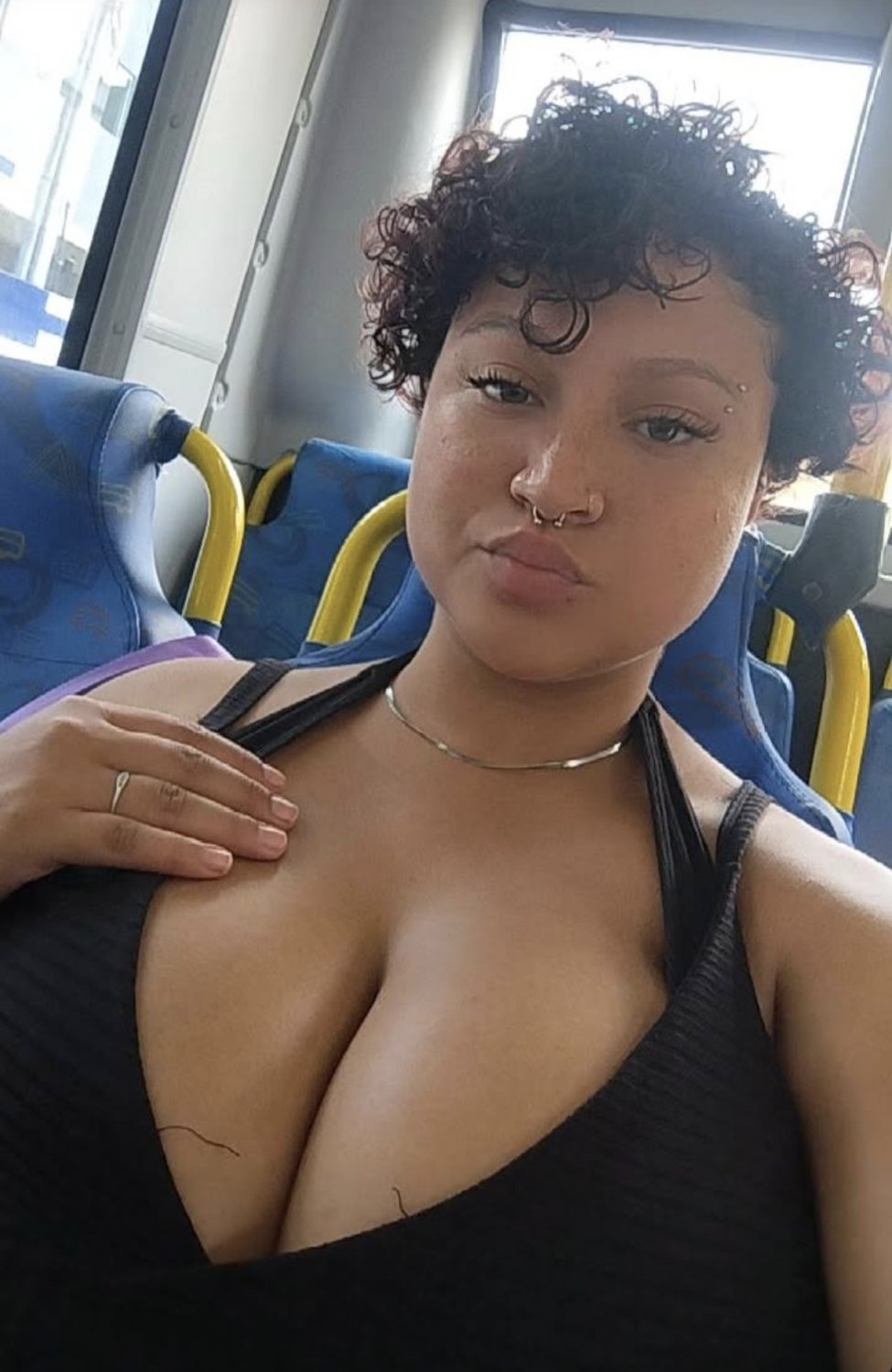 Bruna #3DITb7yn